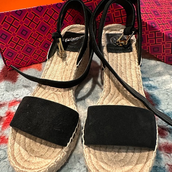 NWT TORY BURCH Laurel Wedge Espadrilles Wrap Around Straps - Picture 3 of 14